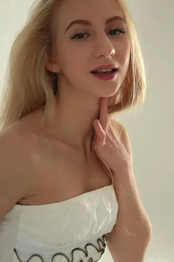 Alice Blue – Ukrainian Blonde Poses Nude Showing Her Small Natural Tits and Tattoo