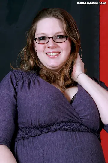 Pregnant BBW in Glasses Gives POV Blowjob and Fucks