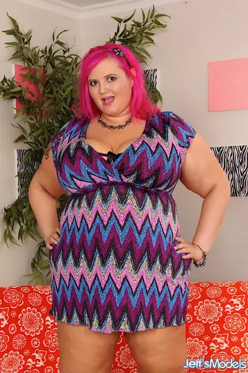 Sara Star – BBW in Lingerie Gets Titty-Fucked and Jizzed