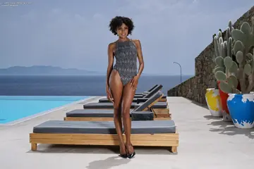 Luna Corazon – Busty Ebony Brunette Strips Out of Her Bodysuit Outdoors