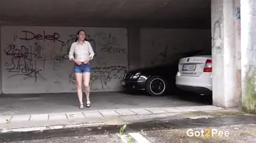 Antonia Sainz – Czech Brunette Drops Her Shorts and Pisses Outdoors