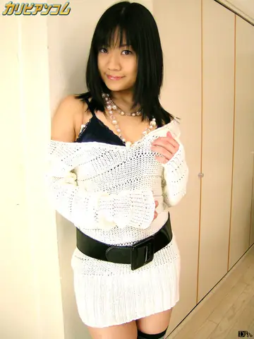 Saya Misaki – Petite Japanese Brunette Strips Naked and Poses Nude
