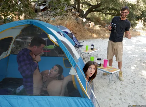 Jojo Kiss & Karlee Grey: Two Busty Brunettes Share a Cock Outdoors – photo 8 of 17