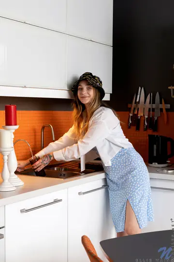 Ellie Wain – Petite Brunette Fucks a Dildo on the Kitchen Counter