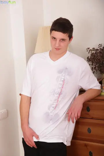 Brunette Guy Strips, Spreads His Ass and Cums