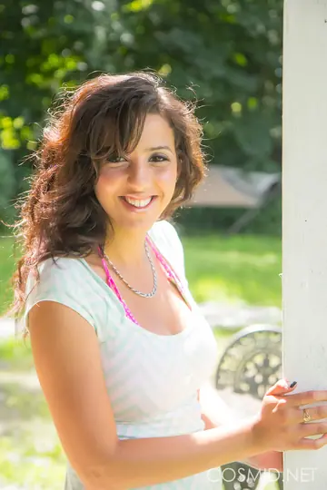 Curvy Tattooed Brunette Sheds Her Bikini on a Backyard Hammock