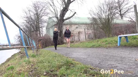 Antonia Sainz: Thick Blonde MILF Hikes Skirt and Spreads on a Path – photo 2 of 15