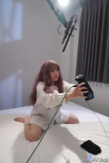 Asian Latina Gets Fucked Doggy Style and Missionary