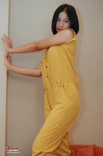Petite Asian Trans Woman Takes Anal Doggy Style and a Facial