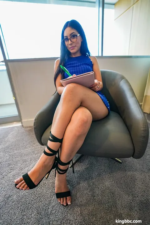 Thick Latina Sucks BBC and Takes a Facial – photo 3 of 21