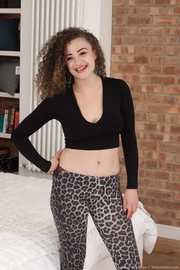 Ella Tripp – Thick British Brunette Pulls Aside Her Panties to Show Her Hairy Pussy