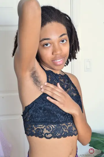 Olivia Green – Thick Ebony Brunette Flaunts Hairy Armpits and Pussy