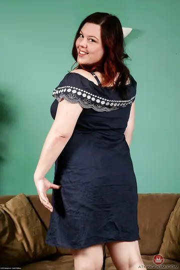 BBW MILF Flashes Panties and Spreads Her Hairy Pussy
