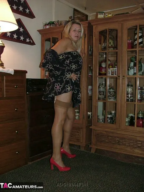 Blonde BBW in Lingerie and Stockings Spreads Her Shaved Pussy – photo 5 of 19