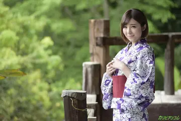 Runa Hanekawa – Busty Brunette Japanese Woman Sucks and Rides Outdoors