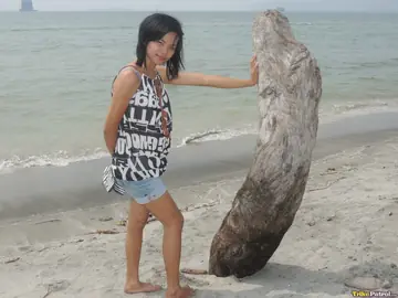 Petite Filipina Auditions Outdoors Spreading Her Pussy