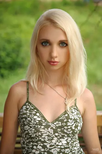Miriama Kunkelova – Slim Blonde in High Heels Strips Out of Her Shorts on the Balcony
