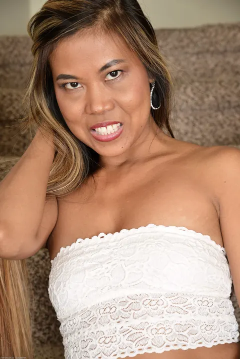 Chanel Lee: Petite Asian MILF Bares All on the Stairs – photo 3 of 20