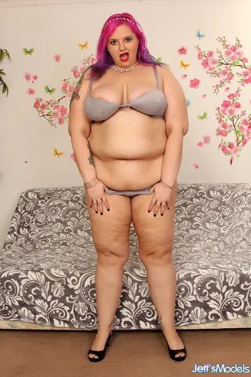 Sara Star – BBW Redhead Strips Off Her Lingerie for Toy Play
