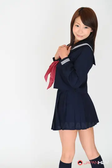 Jun Kusanagi – Japanese Redhead MILF in a Skirt Has Group Sex