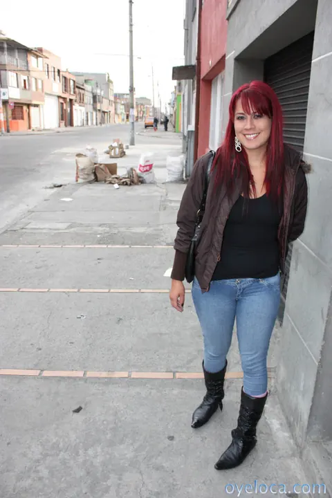 Camila Mendoza: Thick Colombian Redhead Flaunts Fishnet Pantyhose Outdoors – photo 2 of 17