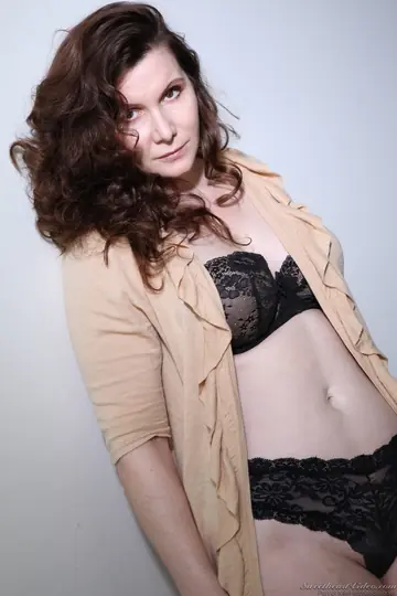 Nica Noelle – Blonde, Brunette and Redhead Lick Pussy