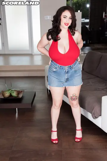 Milly Marks – BBW Brunette Gives a Handjob Before Getting Fucked