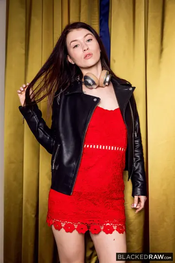 Misha Cross – Polish Brunette in a Skirt Rides a Black Cock for a Cumshot