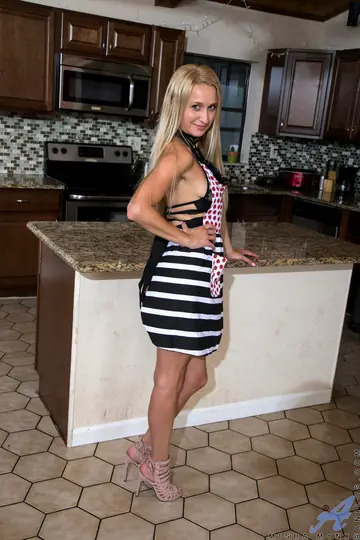 Misha Mynx – Mature Blonde Rubs a Vibrator on Her Pussy in the Kitchen