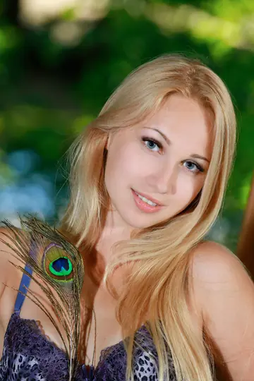 Tall Russian Blonde Undresses and Spreads Her Shaved Pussy