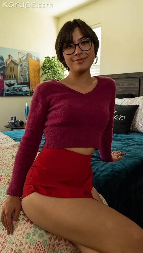 Angeline Red: Brunette Strips Nude and Shows Her Small Natural Tits – photo 1 of 21