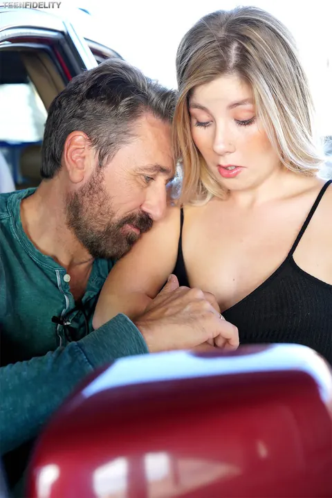 Vienna Rose: Petite Blonde PAWG Sucks and Fucks an Older Man – photo 2 of 21