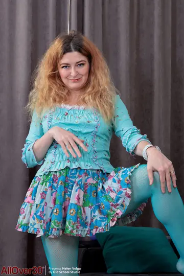 Russian Redhead MILF Pulls Pantyhose Aside to Dildo Her Hairy Pussy