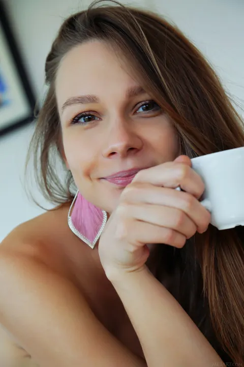 Thick Woman in Socks Strips and Spreads While Drinking Coffee – photo 17 of 21