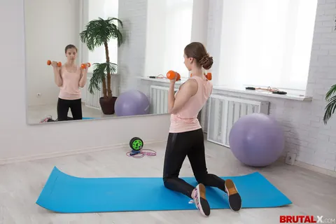 Stephanie Moon: Athletic European Brunette in Yoga Pants Takes Anal and a Facial – photo 1 of 15