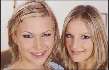 Liz Honey – Two Hungarian MILFs Share a Cock and Swap His Cum