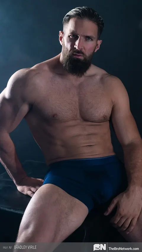 Athletic Bodybuilder Strips Nude and Shows Off His Big Cock – photo 11 of 20