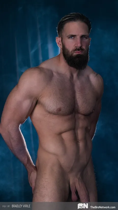 Athletic Bodybuilder Strips Nude and Shows Off His Big Cock – photo 16 of 20