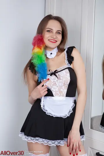 Nika Dupre – PAWG MILF Strips Out of Her Maid Costume and Spreads for Dildo