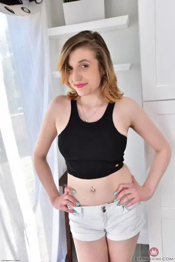 Autumn Gram – Petite Redhead Strips Off Her Panties and Shows Her Big Natural Tits