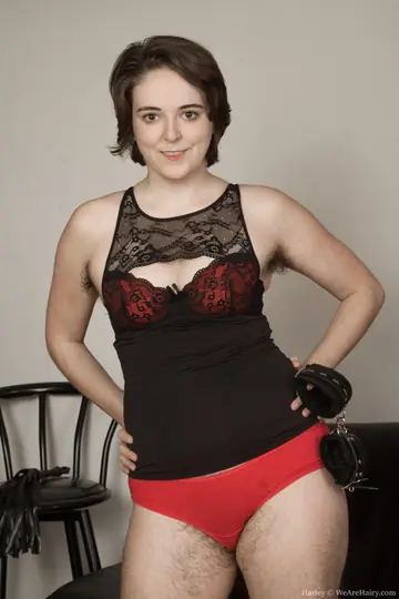 Short-Haired Brunette PAWG in Panties Displays Her Hairy Bush on the Sofa