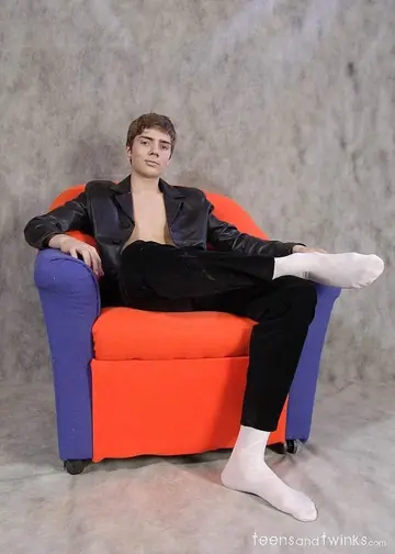 Thick Guy Strips Off His Leather Jacket and Strokes His Cock