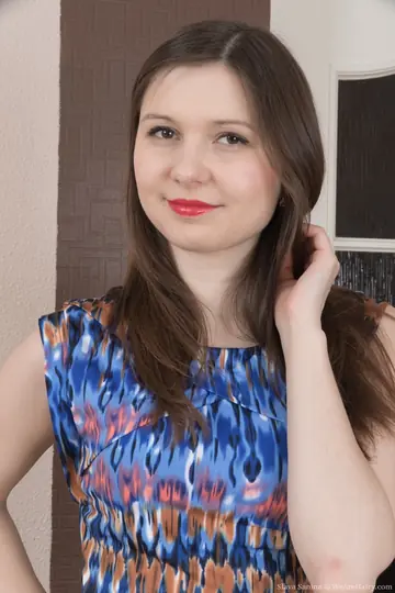 Slava Sanina – Brunette in Heels Squats and Spreads Her Hairy Pussy