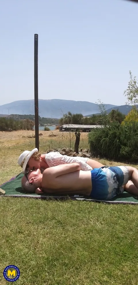 Camilla Creampie: Mature Chubby Blonde Takes Anal Doggy Style Outdoors – photo 4 of 20