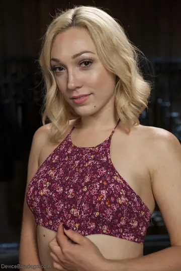Lily LaBeau – Tall Thick Blonde in Bondage Takes Anal and Spreads Wide