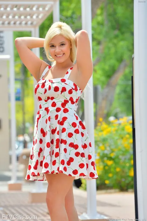 Kylie Page: Blonde in High Heels Flashes Her Big Tits Outdoors – photo 2 of 20