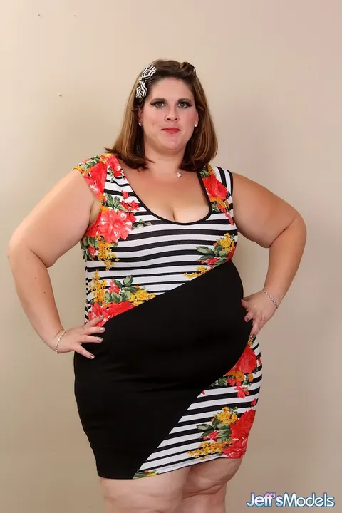 Becki Butterfly: PAWG MILFs Undress and Fuck in a Wild Group Session – photo 1 of 21