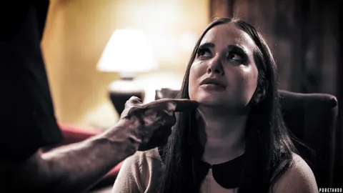 Gia Paige: Petite Brunette Gives a Blowjob and Takes a Facial – photo 4 of 20