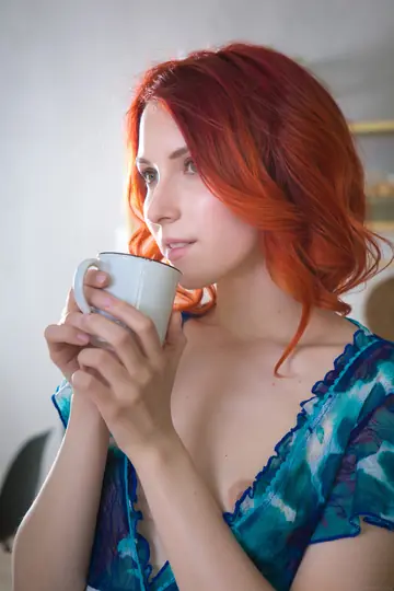Russian Redhead Strips and Spreads Her Pussy Showing Her Feet