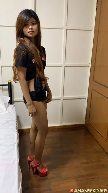 Thick Asian Babe in Heels Takes Anal Doggy Style and Missionary